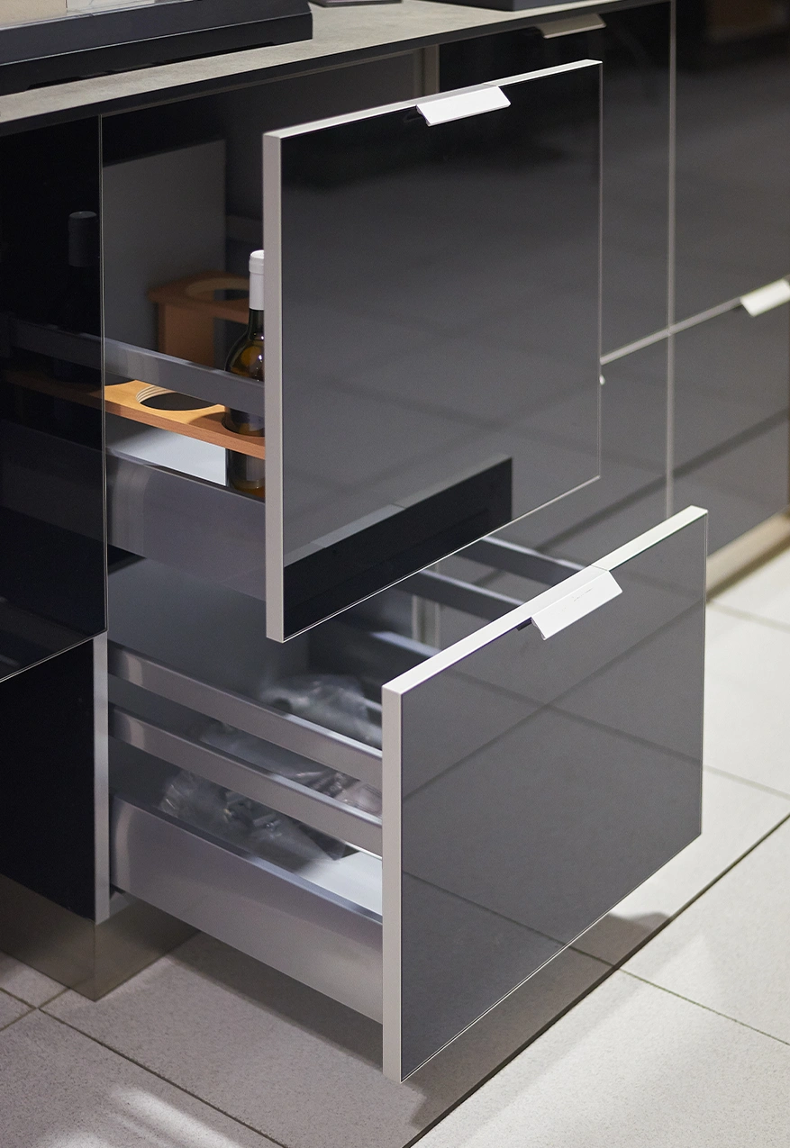 Essential-Kitchen-Appliances-&-Fixtures